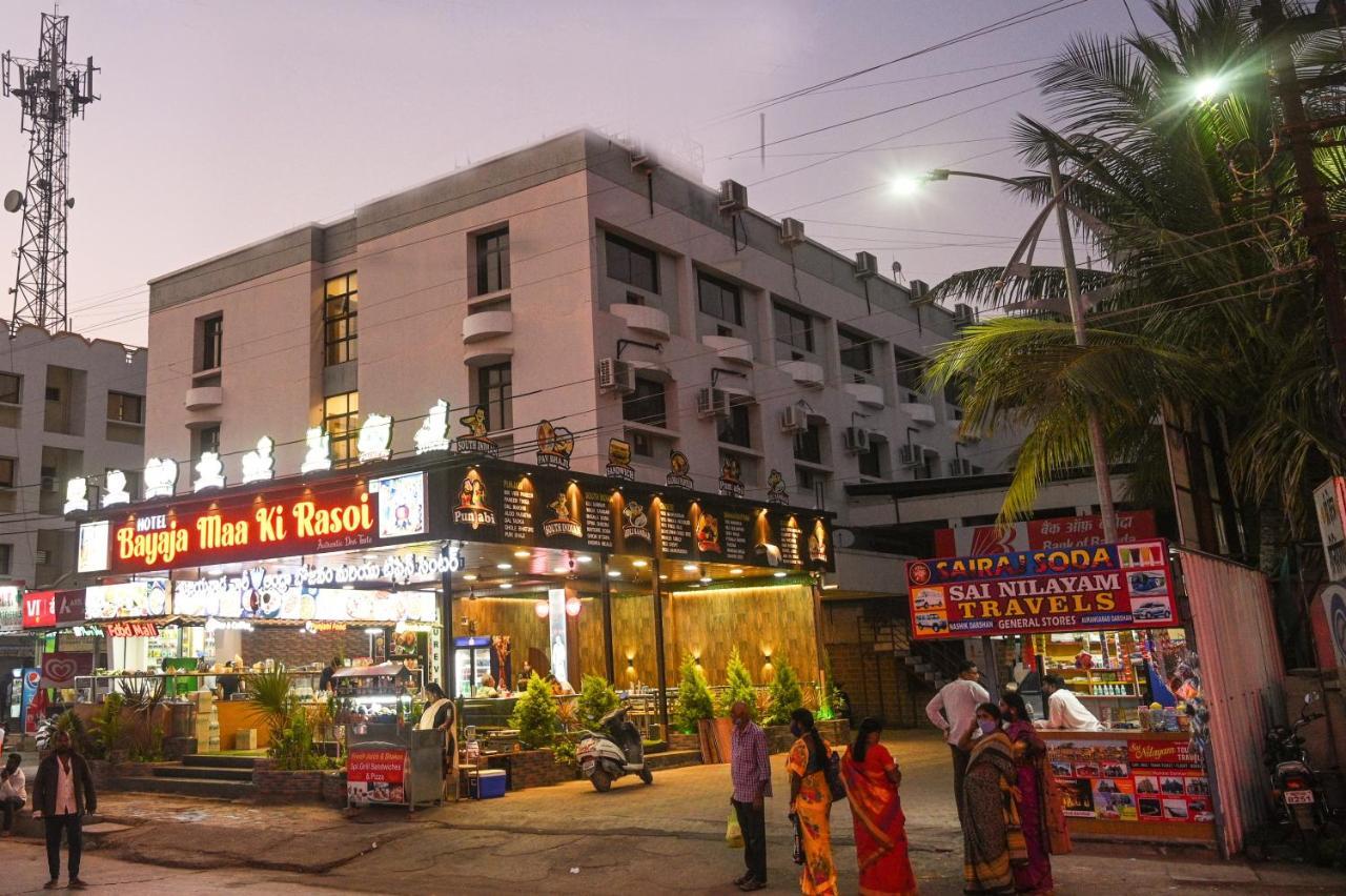Saish Hotel Shirdi Exterior photo