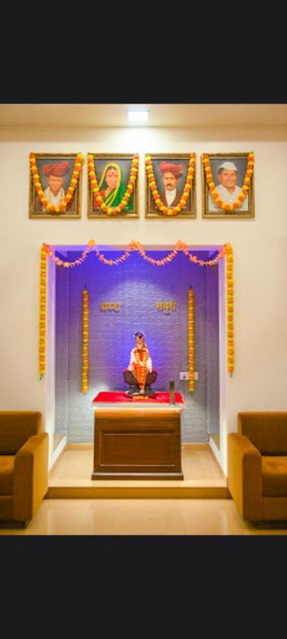 Saish Hotel Shirdi Exterior photo