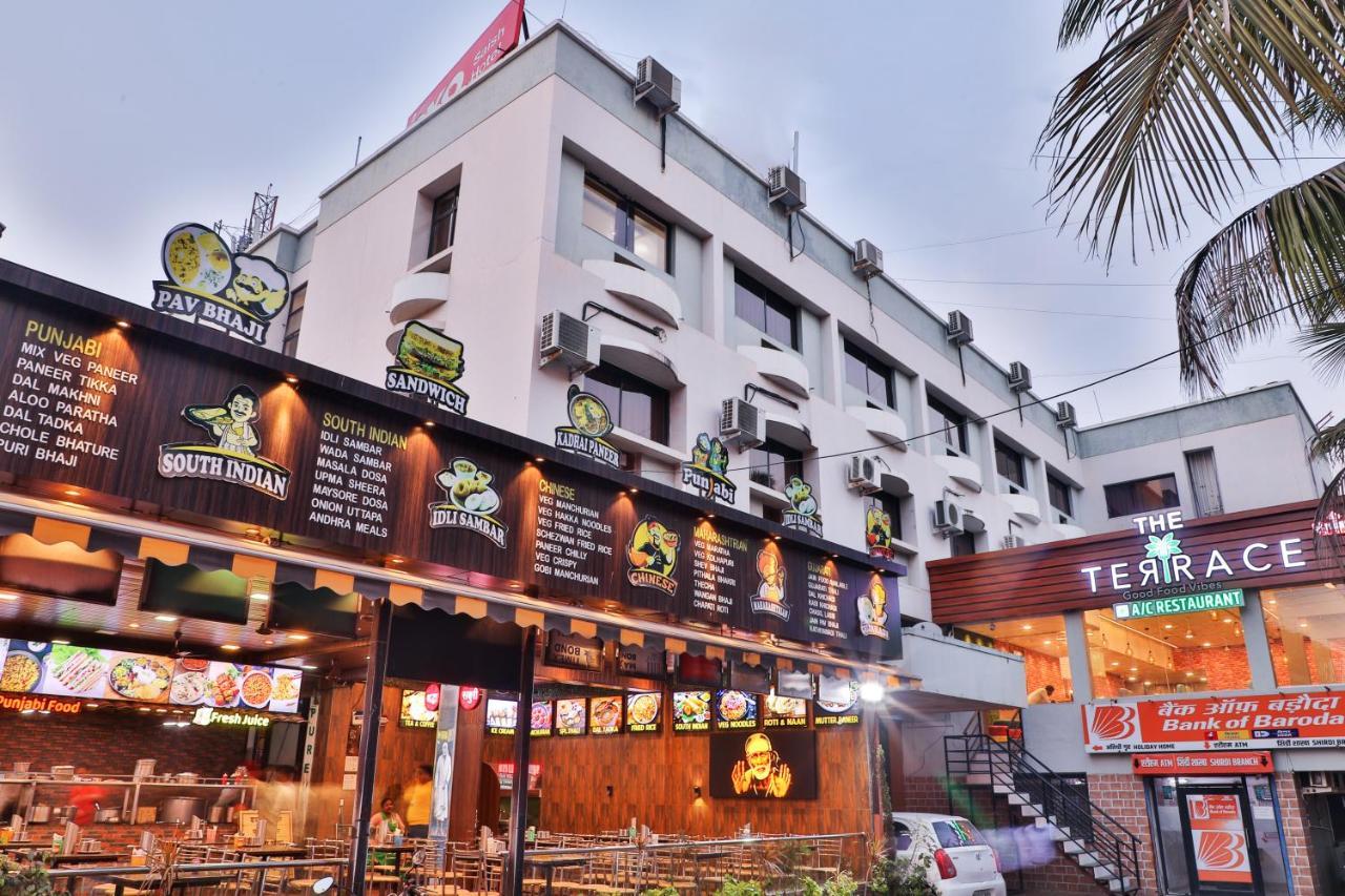 Saish Hotel Shirdi Exterior photo