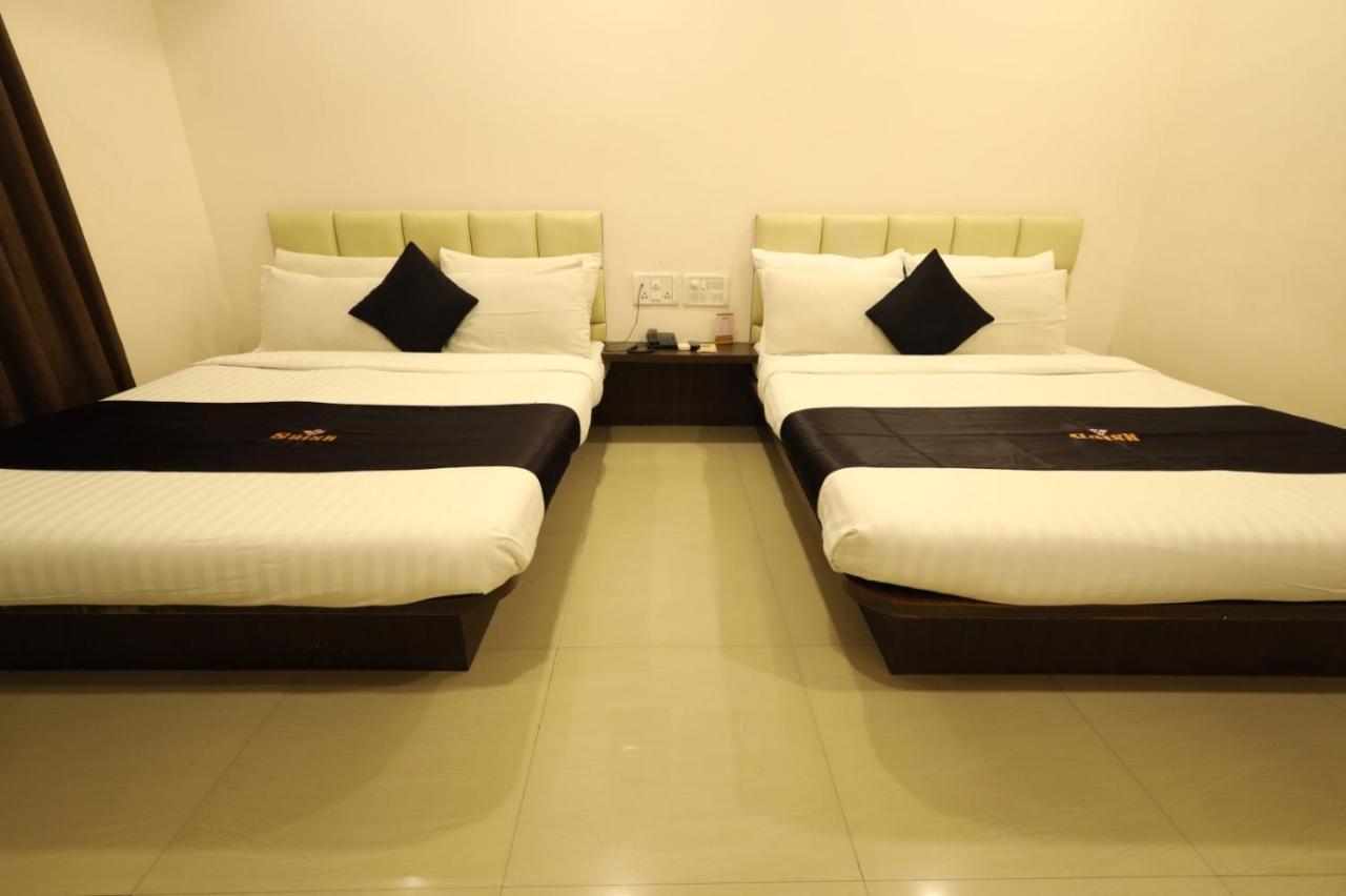 Saish Hotel Shirdi Exterior photo