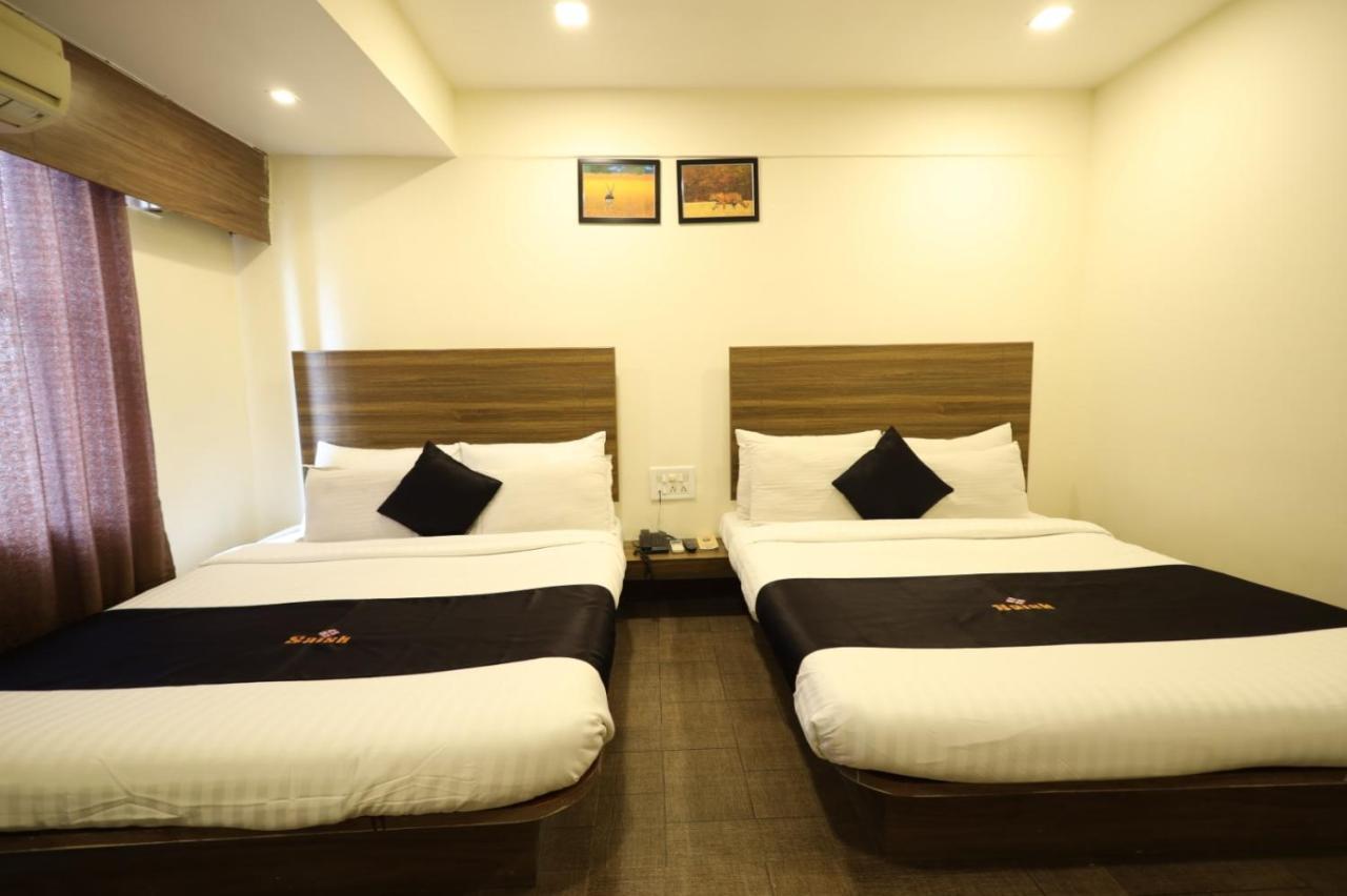 Saish Hotel Shirdi Exterior photo