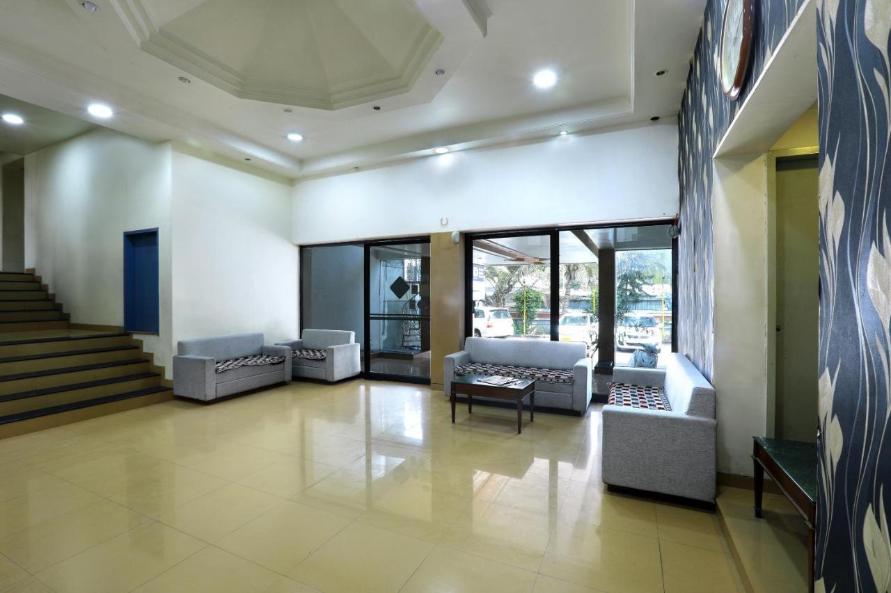 Saish Hotel Shirdi Exterior photo