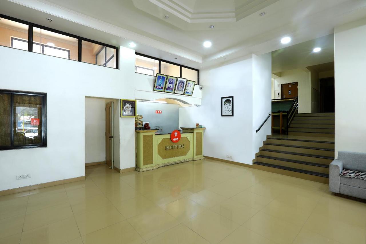 Saish Hotel Shirdi Exterior photo